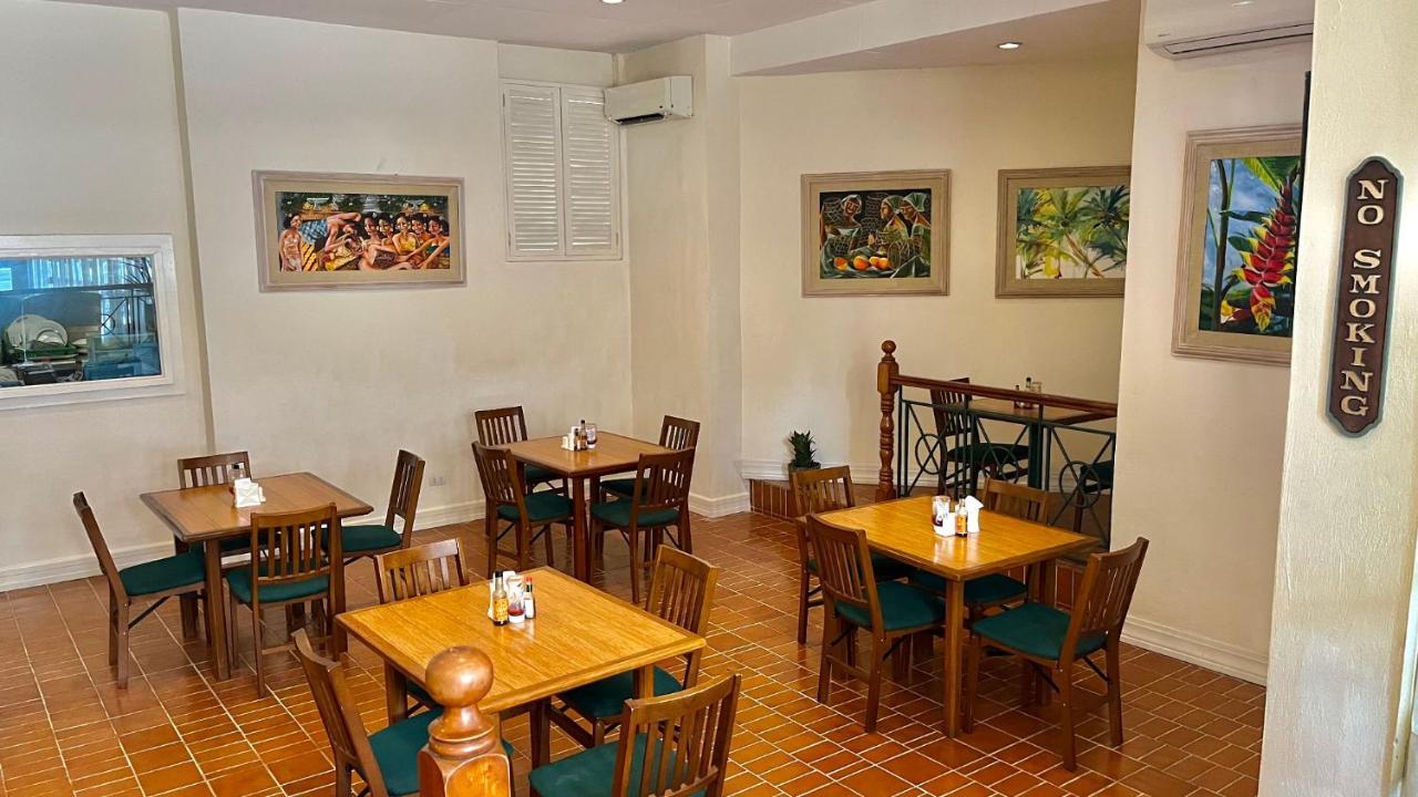Coco Grande Hotel Dumaguete City Buitenkant foto